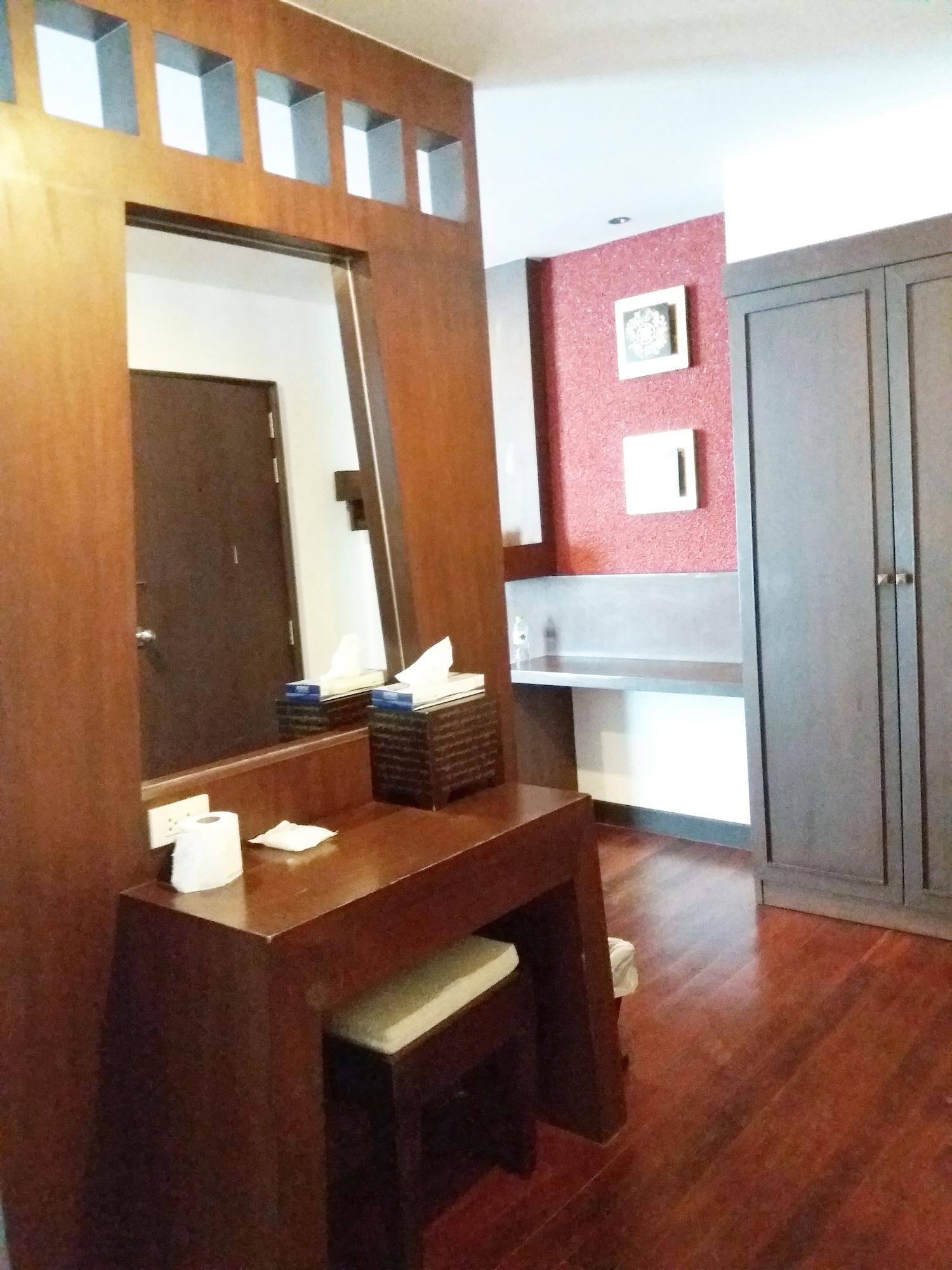 Nicha Suite Hua Hin Hotel Exterior foto
